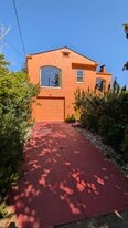 Building Photo - 1426 Amador St