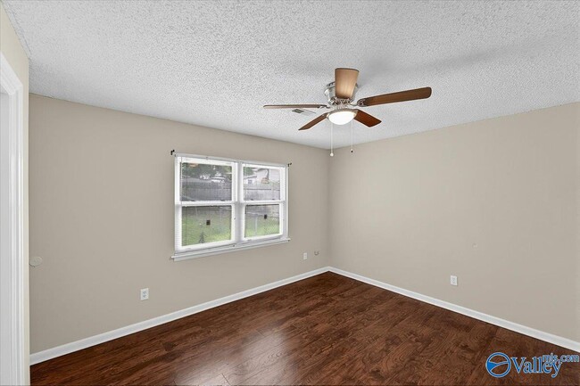 Building Photo - 13847 Mariellen Rd