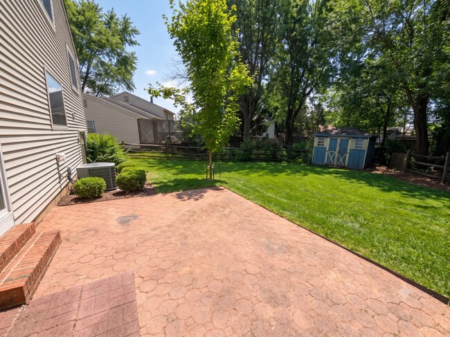 Building Photo - 1506 Havilland Pl