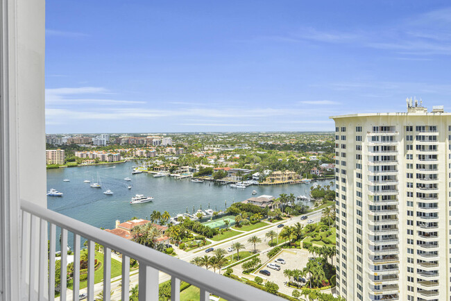Building Photo - 550 S Ocean Blvd