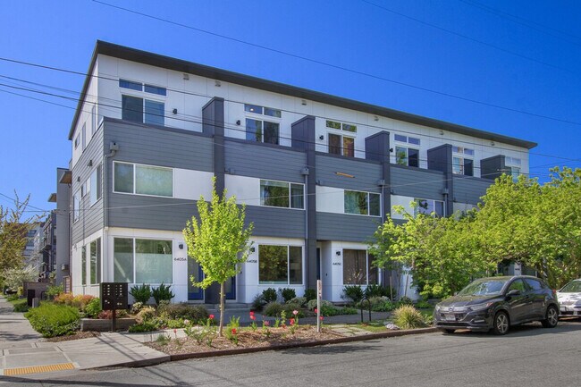 Building Photo - 6405B 22nd Ave NW
