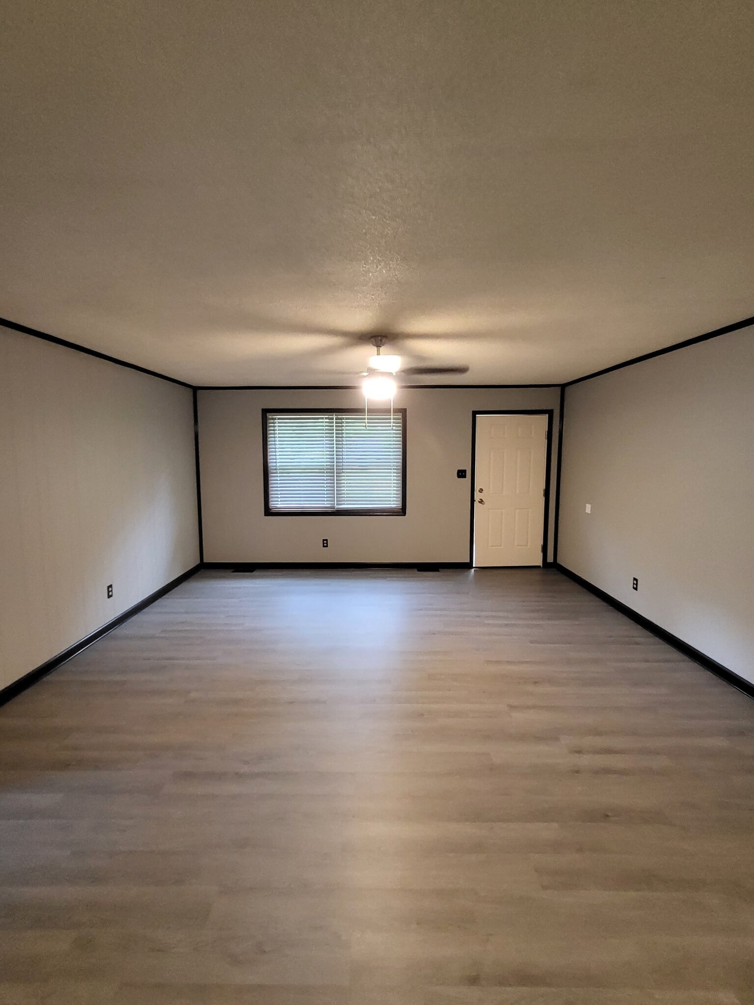 Living room - 3373 Loop Rd