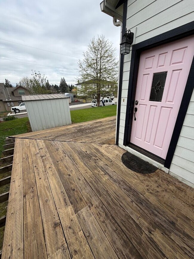 Building Photo - 3831 Duplex Ct SE