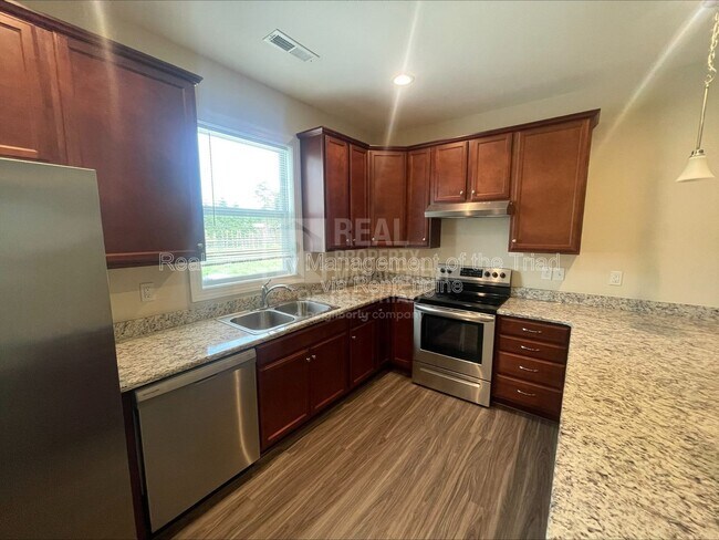 Building Photo - 206 Hassellwood Dr