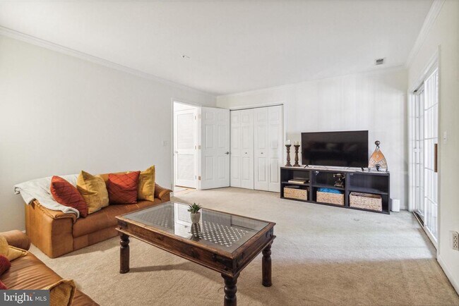 Building Photo - 607 Snow Goose Ln