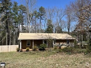 Building Photo - 1137 Alexander Rd