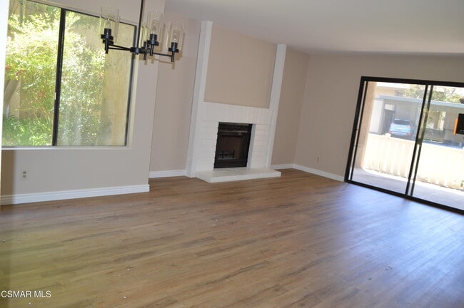 Building Photo - 786 Birchpark Cir
