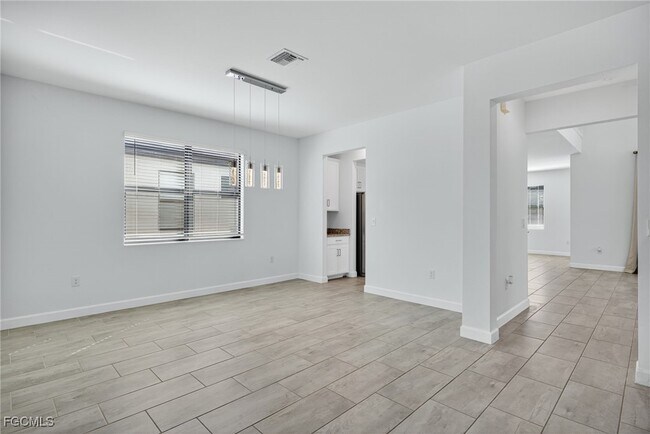 Building Photo - 11484 Canopy Loop