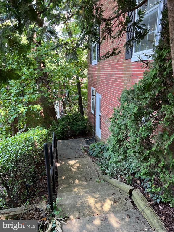 Building Photo - 4807 S 28th St