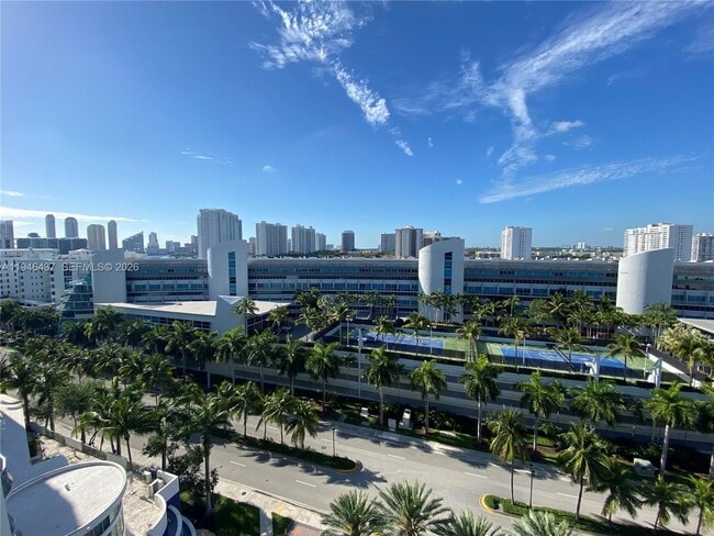 Building Photo - 3029 NE 188th St