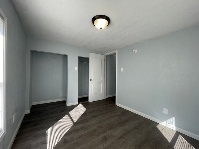 Building Photo - Charming 2-Bed, 1-Bath with Modern Upgrades