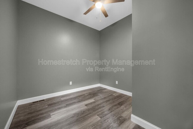 Building Photo - 3833 Oregon Ave