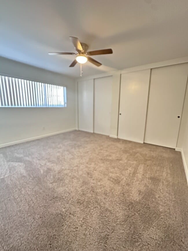 Building Photo - 3532 Meade Ave