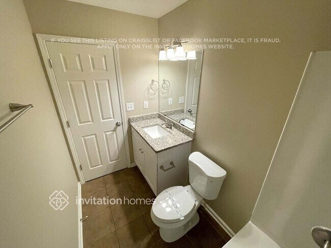 Building Photo - 2116 Clear Brook Dr