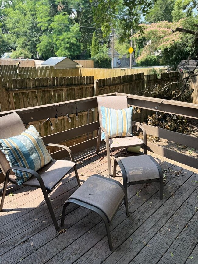 Building Photo - 3 Bedroom 1 Bath in Carlisle, PA!