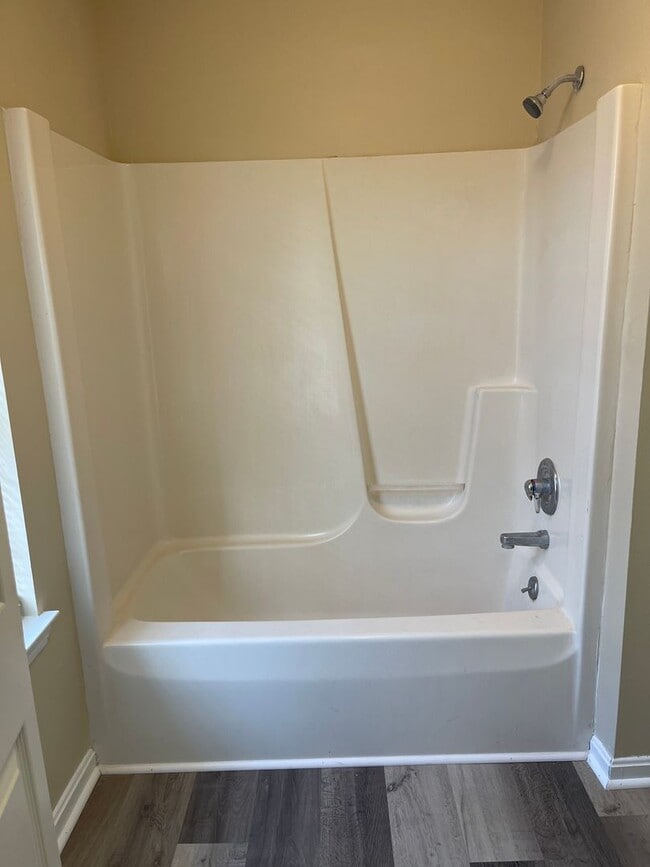 Building Photo - 312 Oliver St