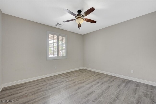 Building Photo - 2977 Queen Lake Ct