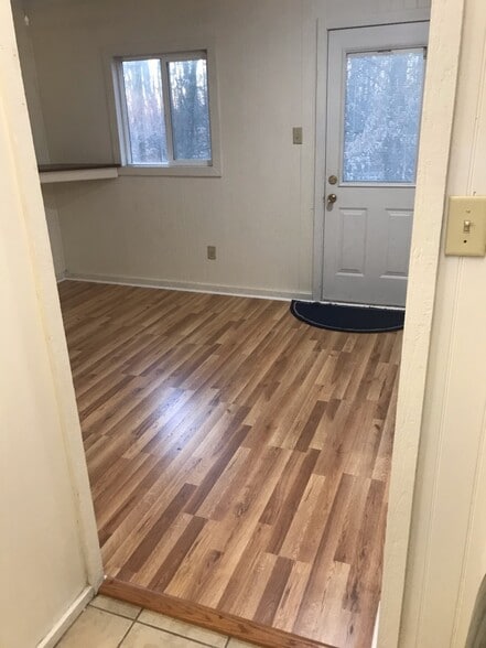 Building Photo - 2525 Rio Mills Rd