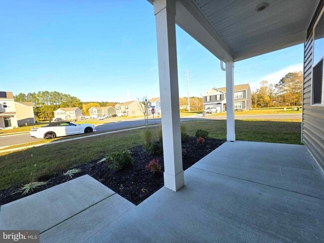 Building Photo - 374 Robbins Farm Rd