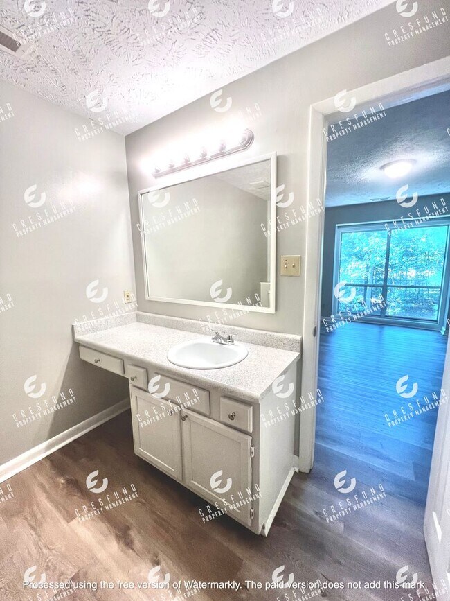 Building Photo - Beautiful 2 Bed, 2 Bath Apartment for Rent...