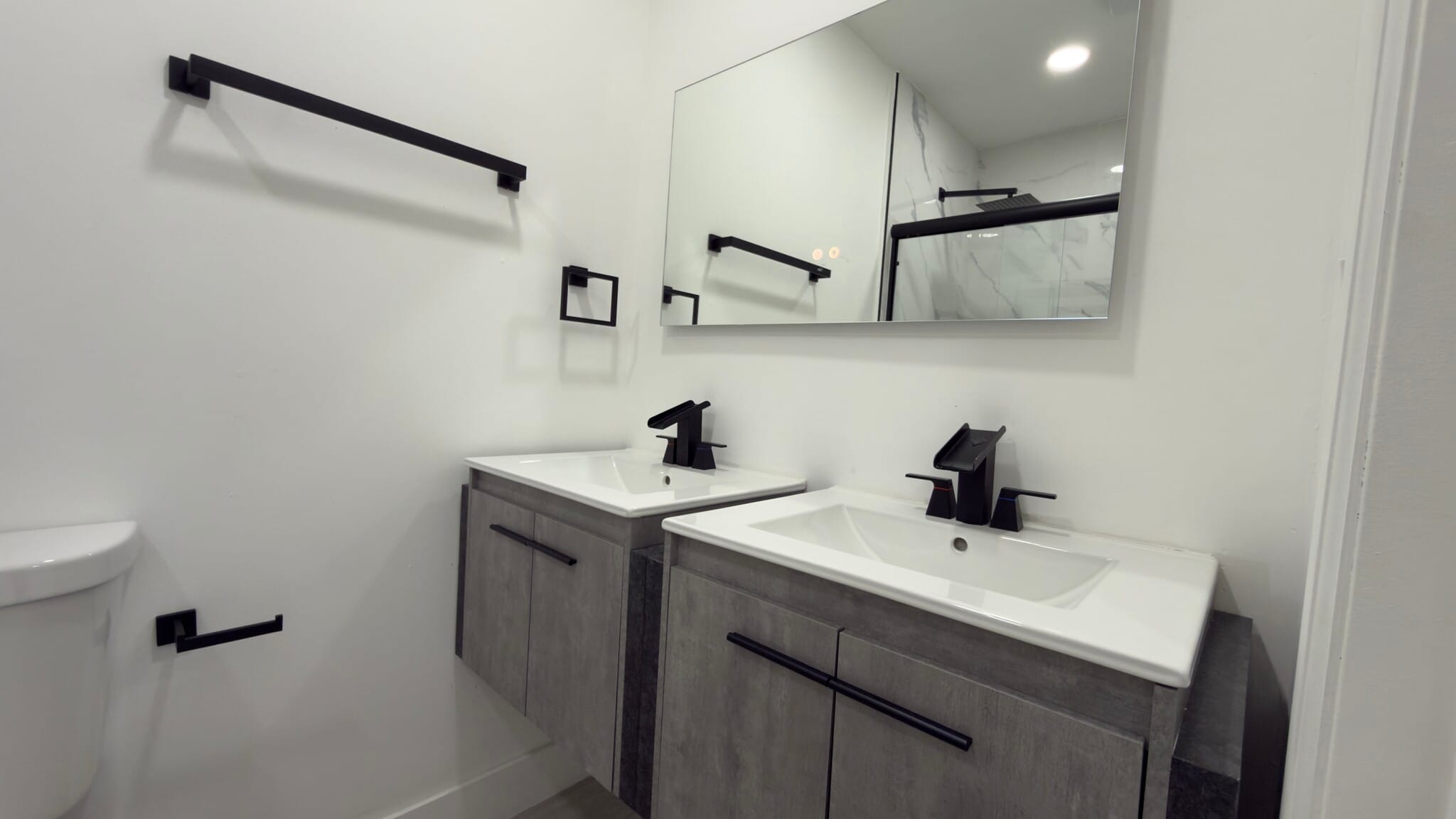 Building Photo - 4717 NW 11th Ave