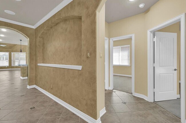 Building Photo - 459 Hendricks Forest Ln