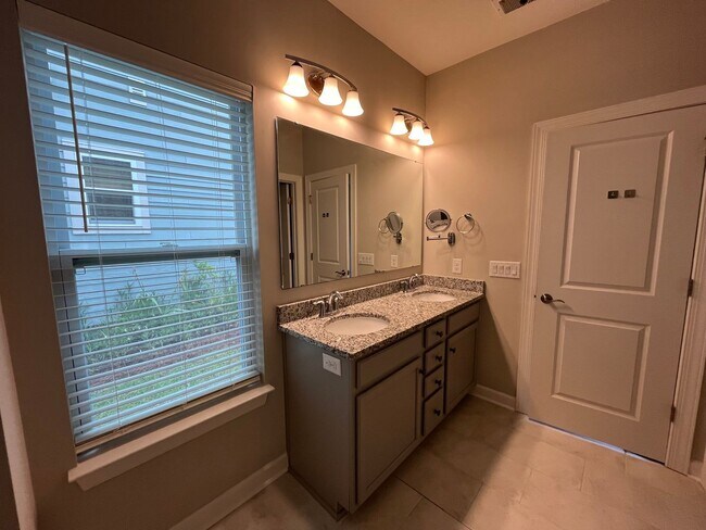 Building Photo - 5109 Killogren Way
