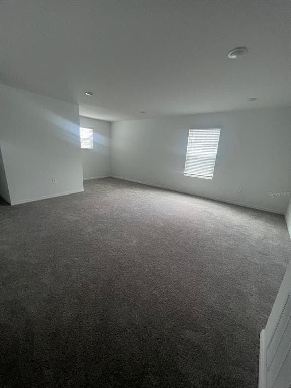 Building Photo - 424 Wayland Dr