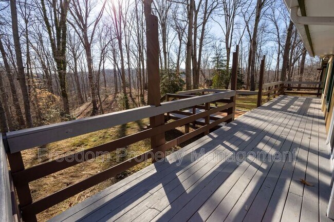 Building Photo - 11961 Mente Rd