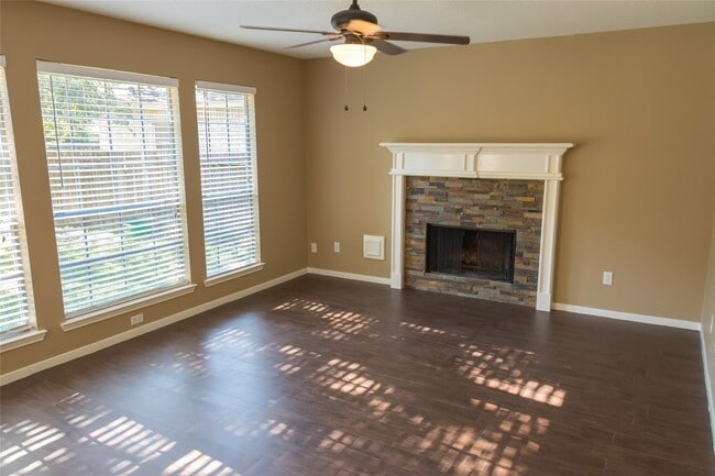 Building Photo - 25727 Bearborough Dr