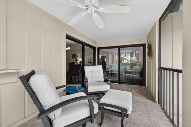 Building Photo - 16941 Waterbend Dr