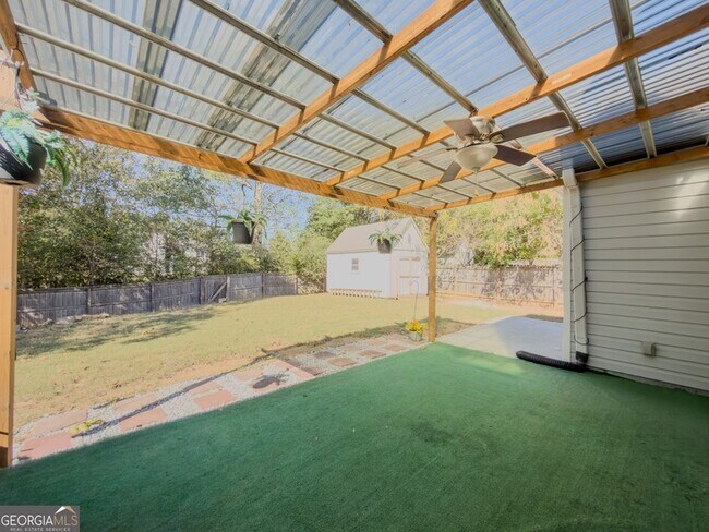 Building Photo - 593 Red Tip Ln