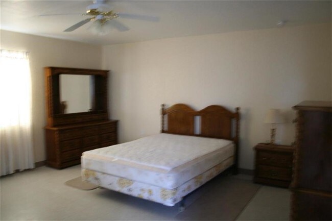 Building Photo - 7217 Cuba Dr