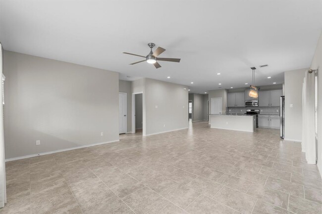 Building Photo - 154 Meadow Mill Dr