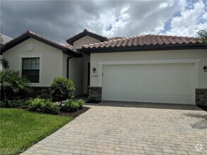 Building Photo - 11548 Shady Blossom Dr