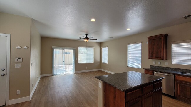 Building Photo - 11005 Calamint Hills Ct