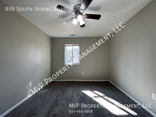 Building Photo - Beautiful 2 bedroom 1 Bath All Electric ap...