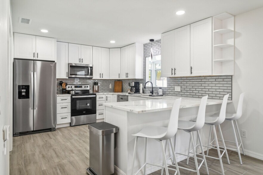 Building Photo - 971 Keene Rd