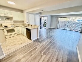 Building Photo - 2266 Denair Ave