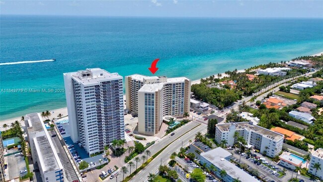 Building Photo - 3180 S Ocean Dr