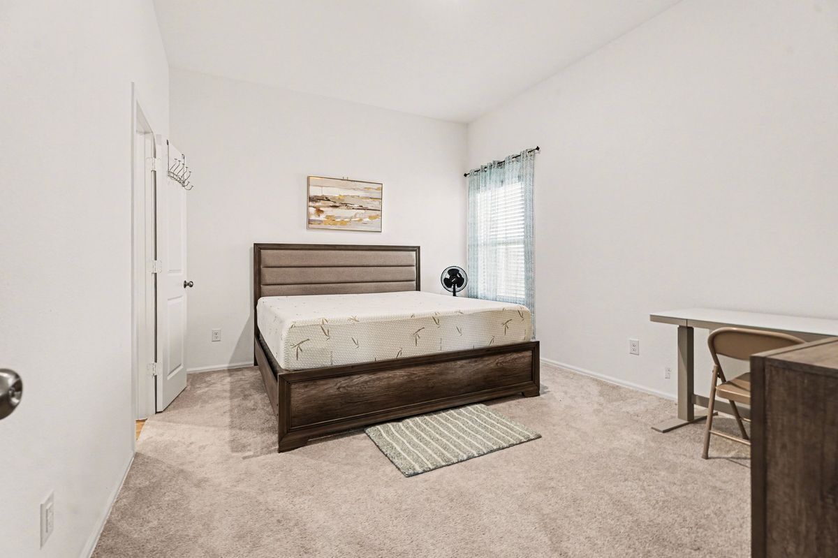 Building Photo - 9502 Brookside Point Dr