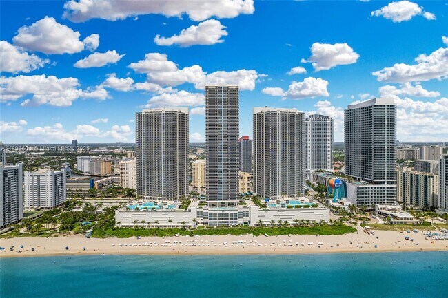 Building Photo - 1830 S Ocean Dr