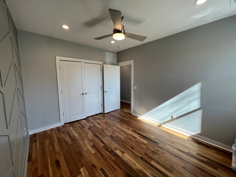 Building Photo - 1703 Heiman St