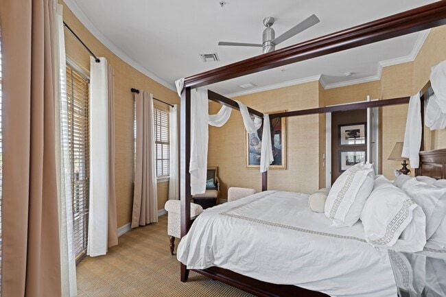 Building Photo - 1970 S Dixie Hwy