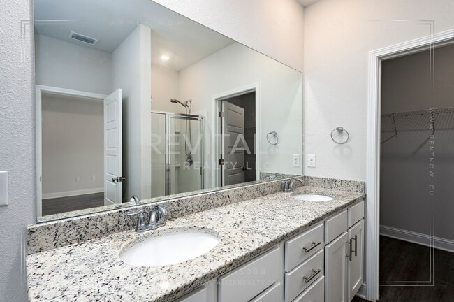 Building Photo - Modern 4BR 2 BA Home in Spanish Fort