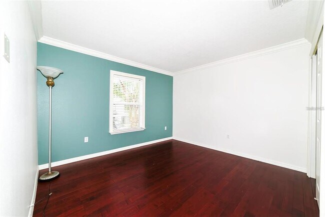 Building Photo - 10124 Malpas Point