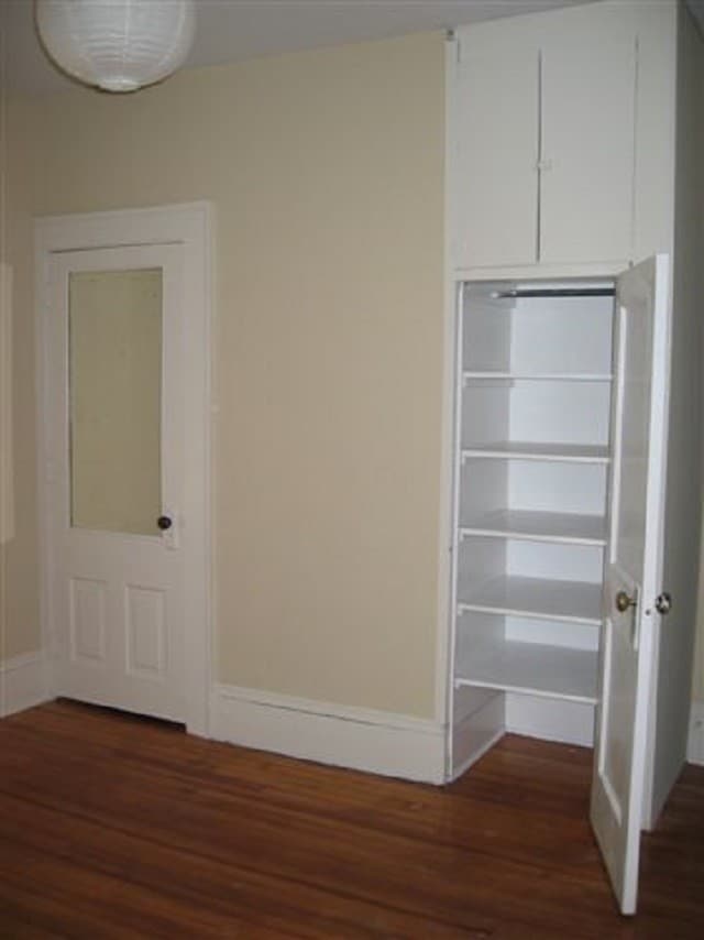 Building Photo - 208 E Franklin St