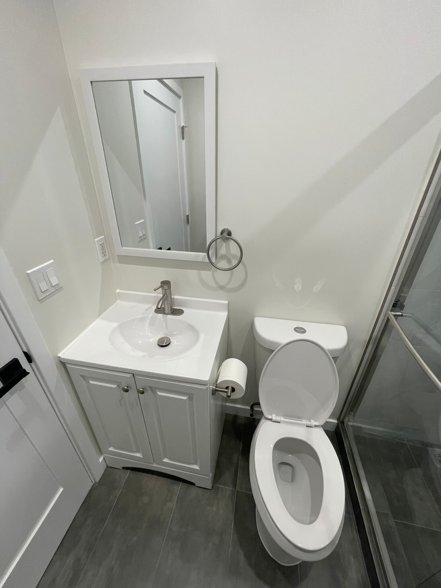 Building Photo - 8683 Haddon Ave