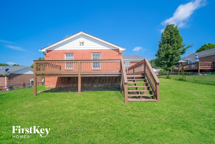 Building Photo - 308 Eisenhower Dr