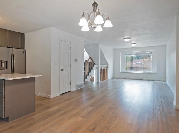 Building Photo - 9485 Fairway View Dr S